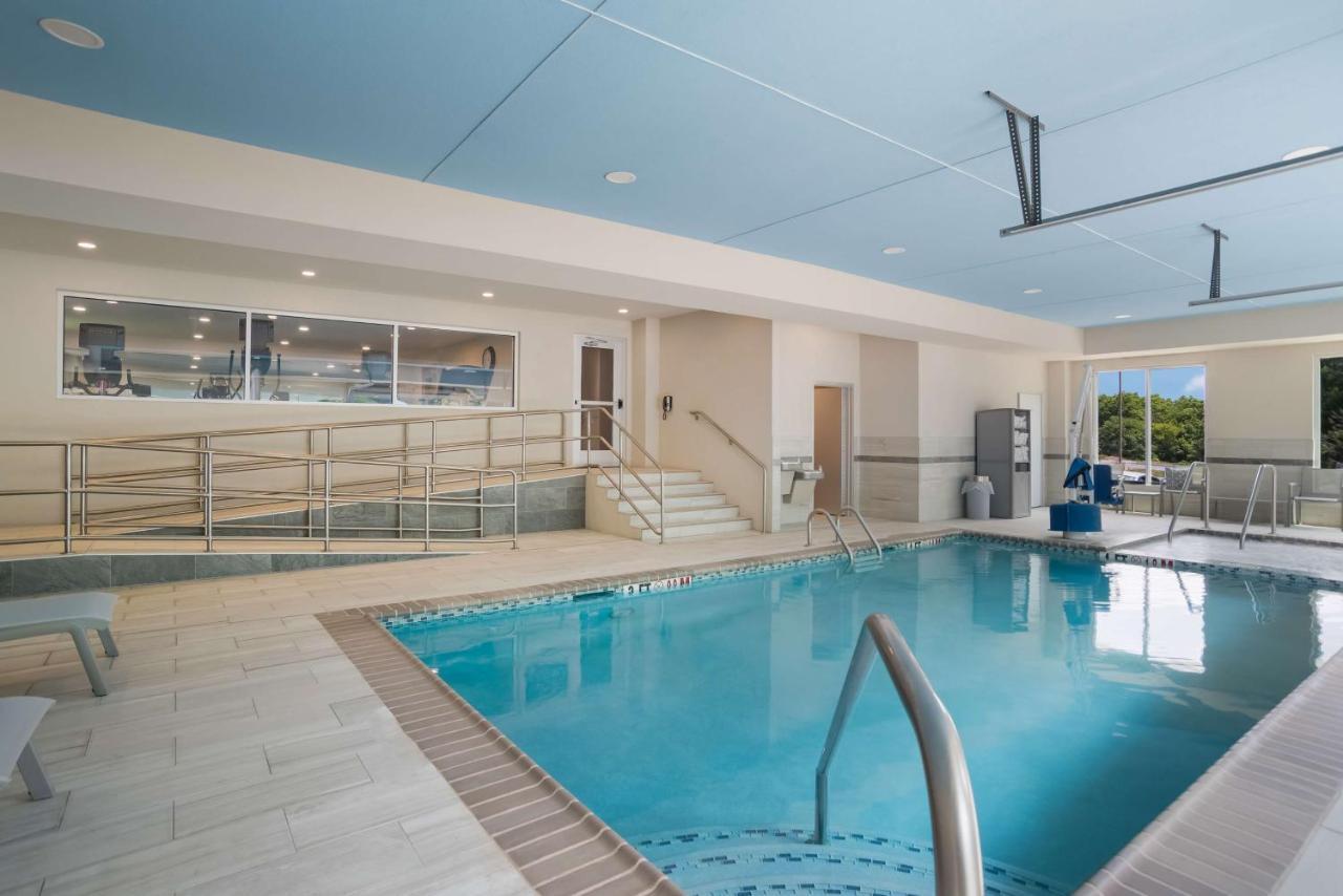 Surestay Plus Hotel By Best Western Elizabethtown Hershey Exterior foto