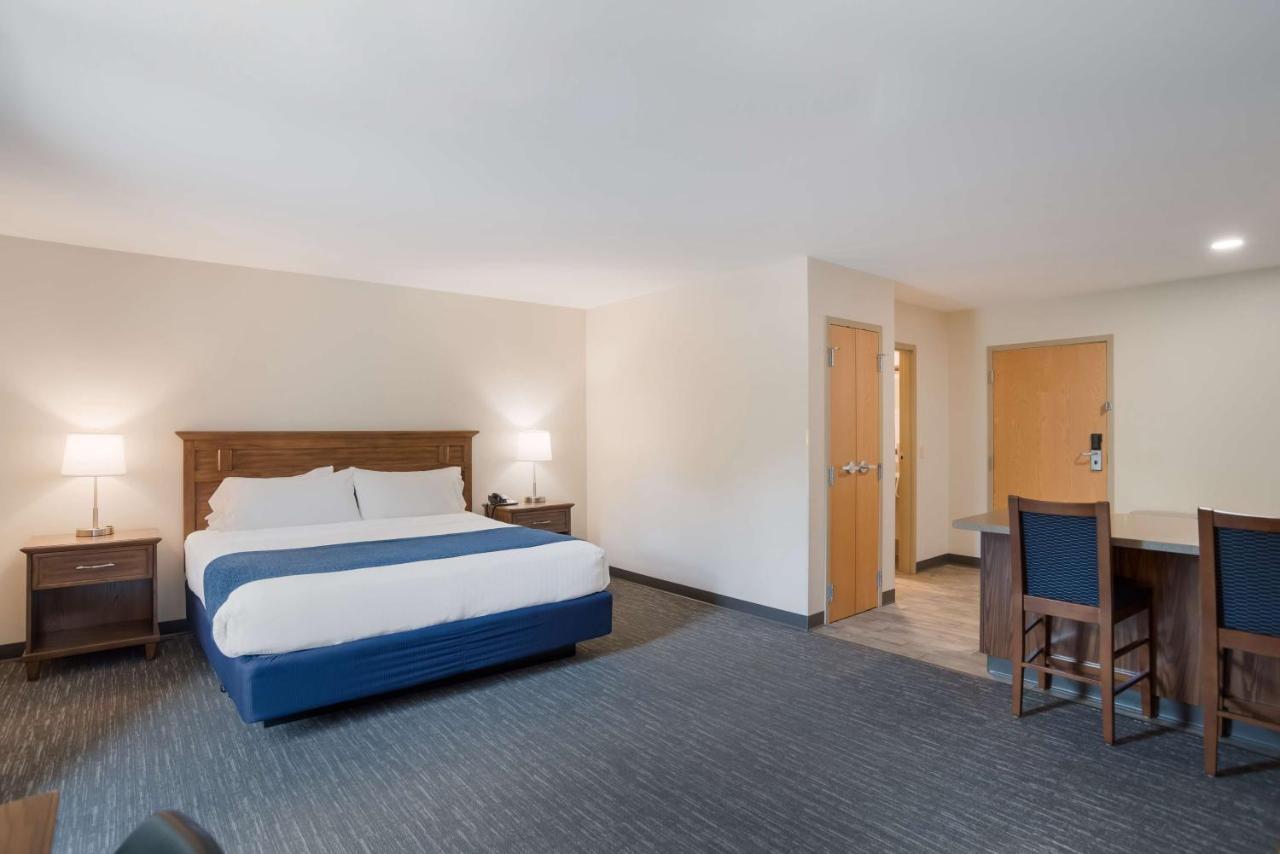 Surestay Plus Hotel By Best Western Elizabethtown Hershey Exterior foto